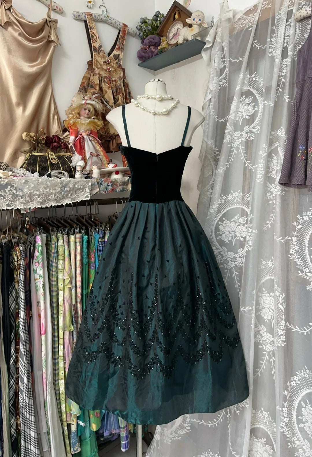 Classy Prom Dresses Ball Gown Spaghetti Strap Green Sleeveless Formal Evening Outfits N3753