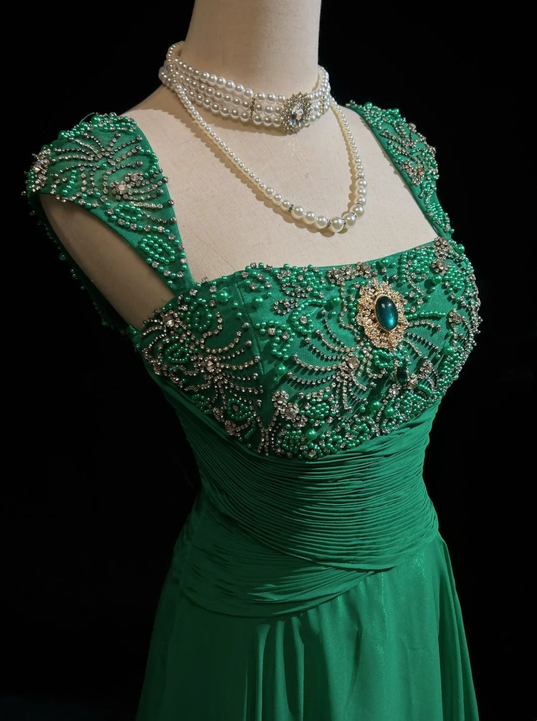 Vintage Prom Aesthetic Dresses A line Strapless Green Chiffon With Beading Long Formal Dress N3027