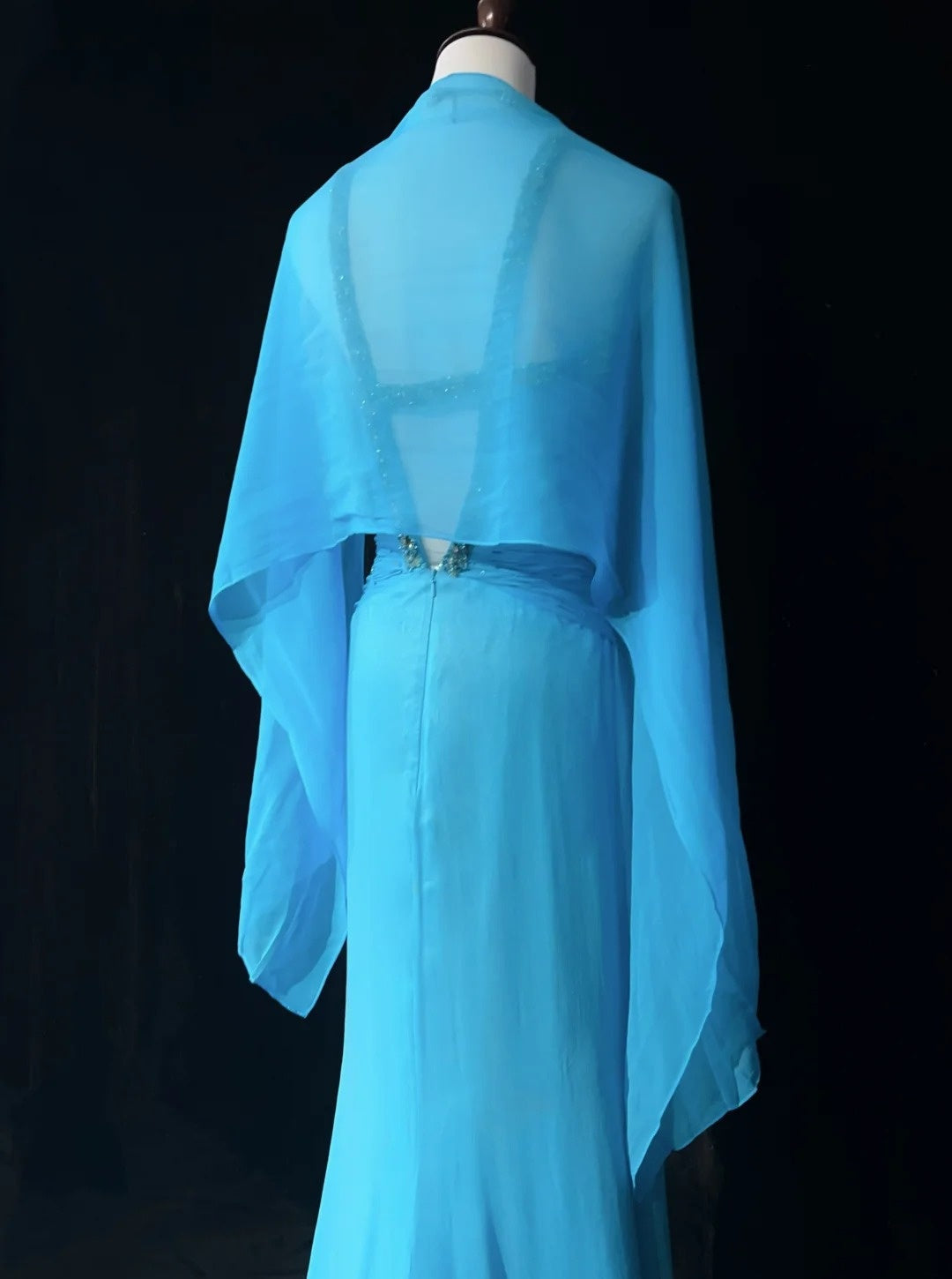 Vintage Prom Dresses A Line Halter Blue Chiffon With Beading Cape Formal Evening Outfits N3853