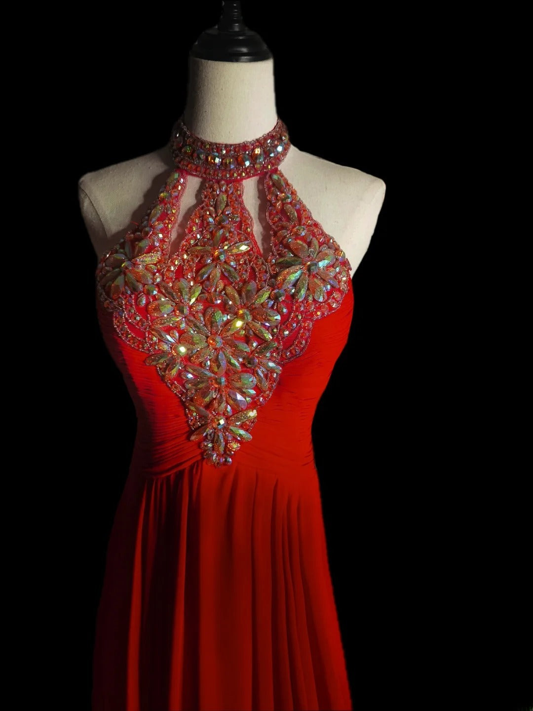 Classic A line Halter Red Chiffon Sleeveless With Beads Long Prom Dresses High School Senior Graduation Dance Evening Outfits AS084