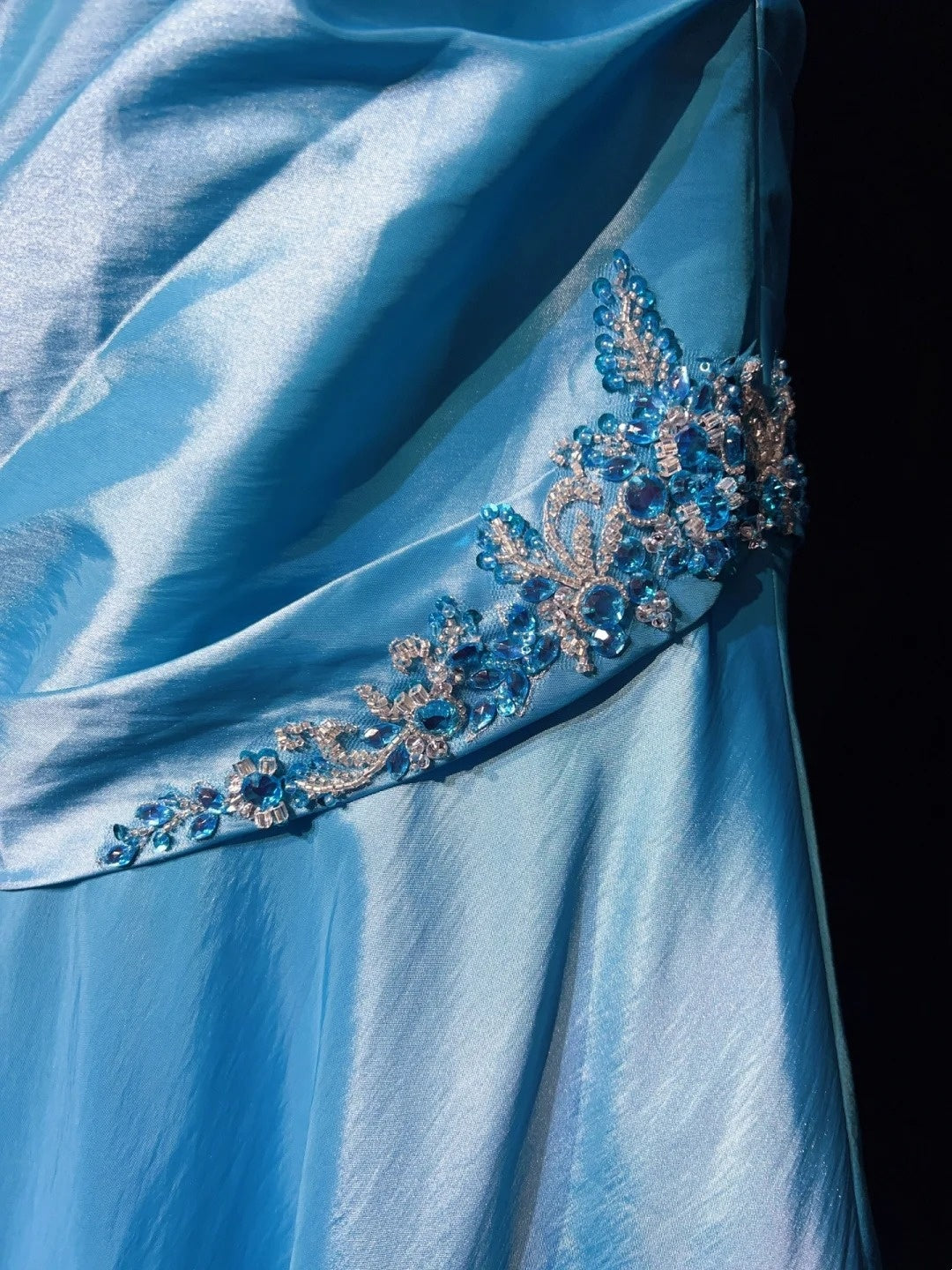 Trendy Prom Dresses Inspiration Mermaid Spaghetti Strap Blue Gala Satin With Beading Formal Gowns N3190
