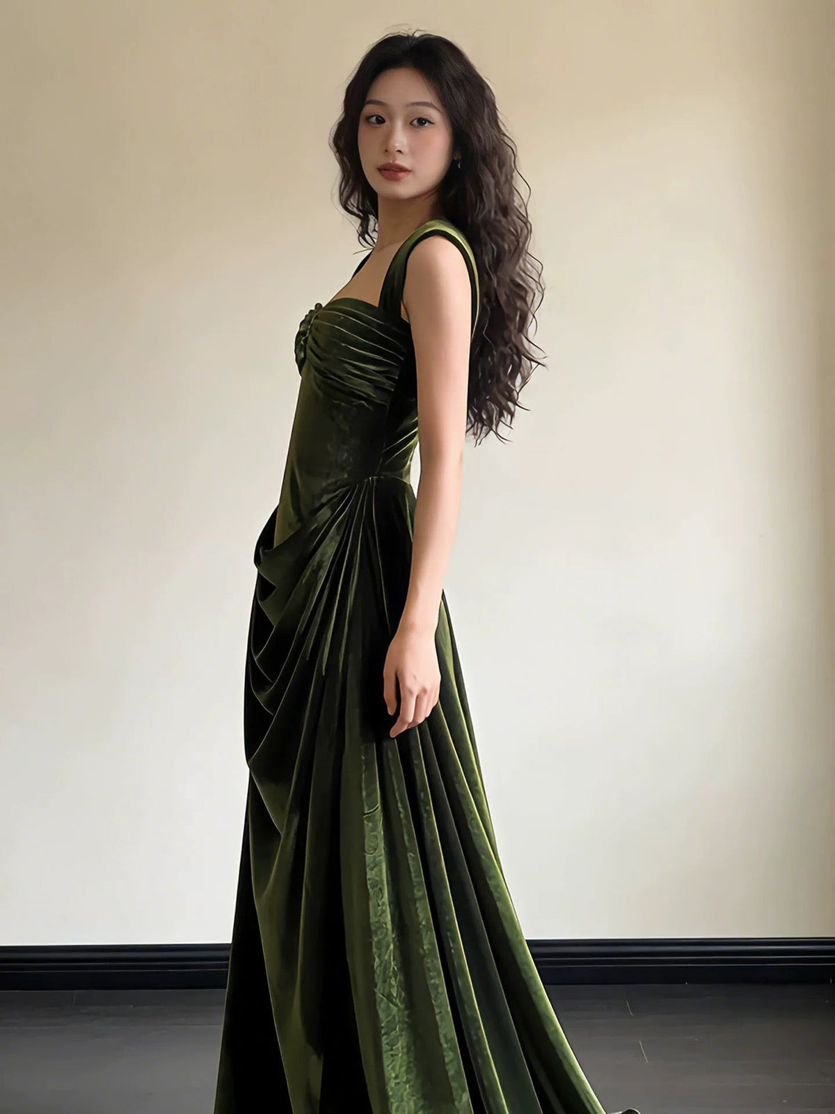 Vintage A Line Strapless Green Velvet With Ruffles For High Schools Teens Prom Dresses Long Graduation Dress N1671