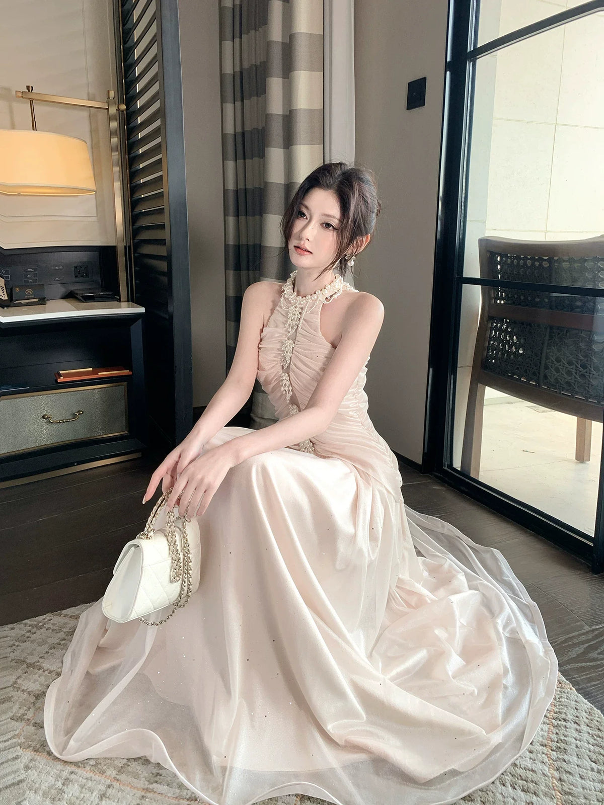 Elegant Mermaid Halter Pink Chiffon With Pleated Sleeveless Long Prom Dresses 16th Nigh Party Birthday Outfits AB2438