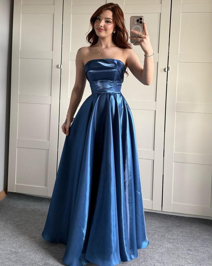 Women's Cocktail Party Gowns A Line Strapless Blue Satin With Pleated Long Graduation Dinner Outfits Prom Dresses AB1903
