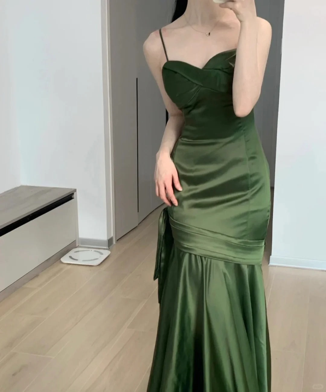 Stunning Chic Mermaid Spaghetti Strap Dark Green Satin With Pleated Formal Dress Long Prom Dresses N2823