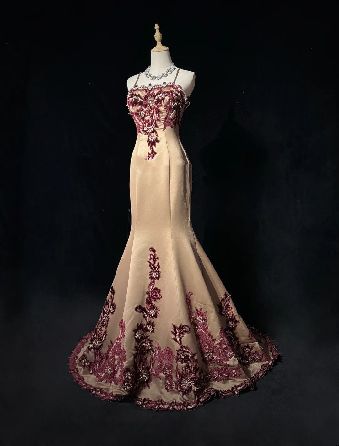 Princess Prom Dresses Mermaid Spagehtti Strap Champagne With Burgundy Embroidery Evening Long Dress N3291