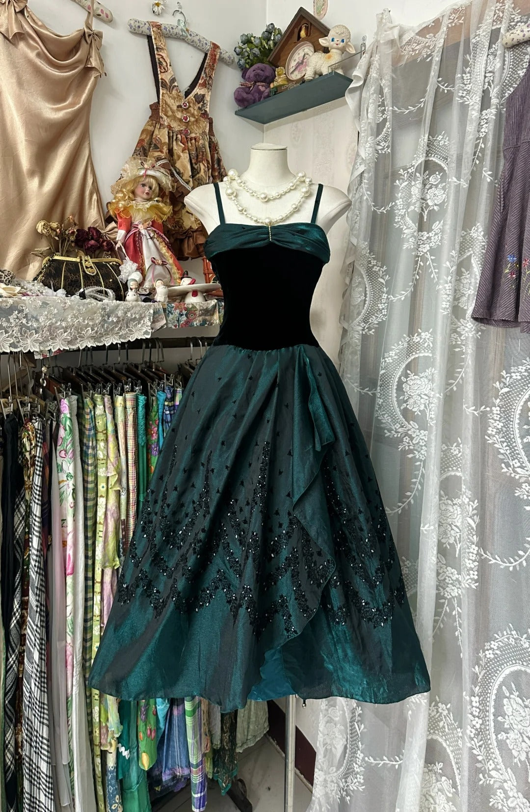 Classy Prom Dresses Ball Gown Spaghetti Strap Green Sleeveless Formal Evening Outfits N3753