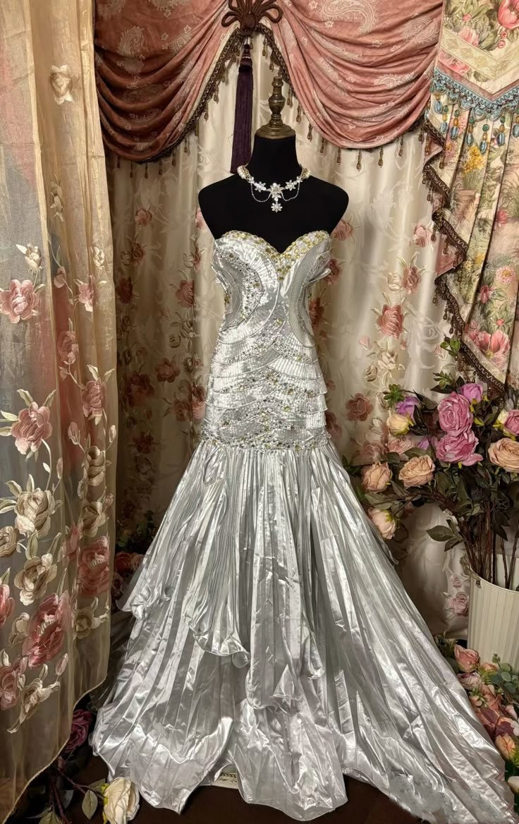 Shimmering Silver Mermaid Gown Enchanted Garden Prom Inspo Dresses Fashion Party Wear Dress N1859