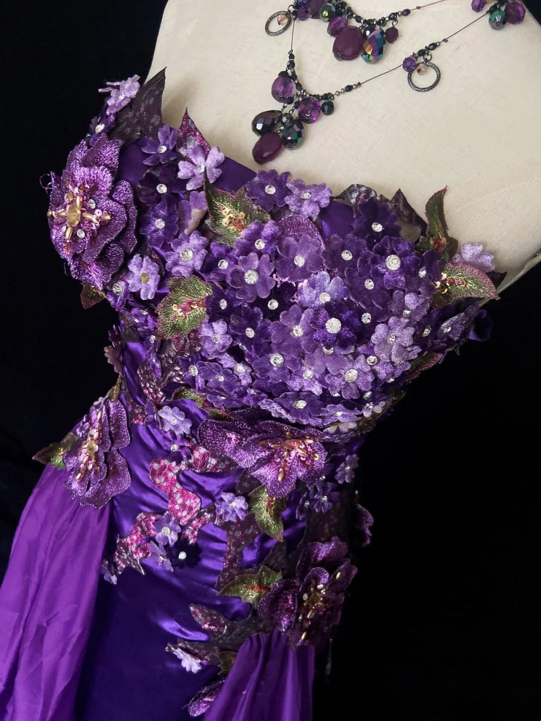 Beautiful Prom Dresses Mermaid Purple Strapless Tulle With Flowers Appliqued Long Evening Outfits N3411