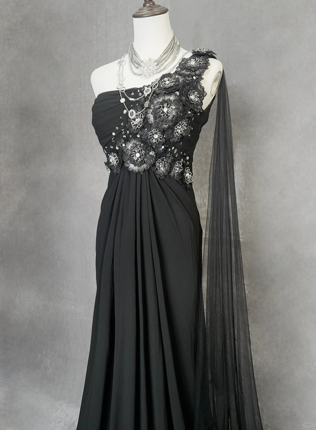 Charming Prom Dresses Mermaid One Shoulder Black Tie Dress With Beaded Long Formal Evening Outfits N3699
