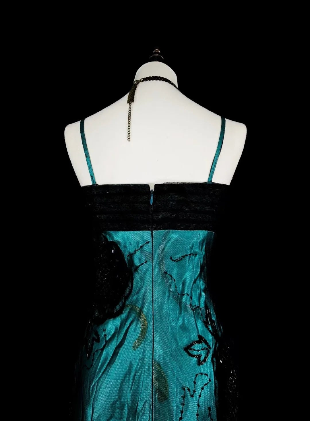 Vintage 1960s Mermaid Spaghetti Strap Black Tulle Green Satin Sleeveless Long Prom Formal Dresses N1585