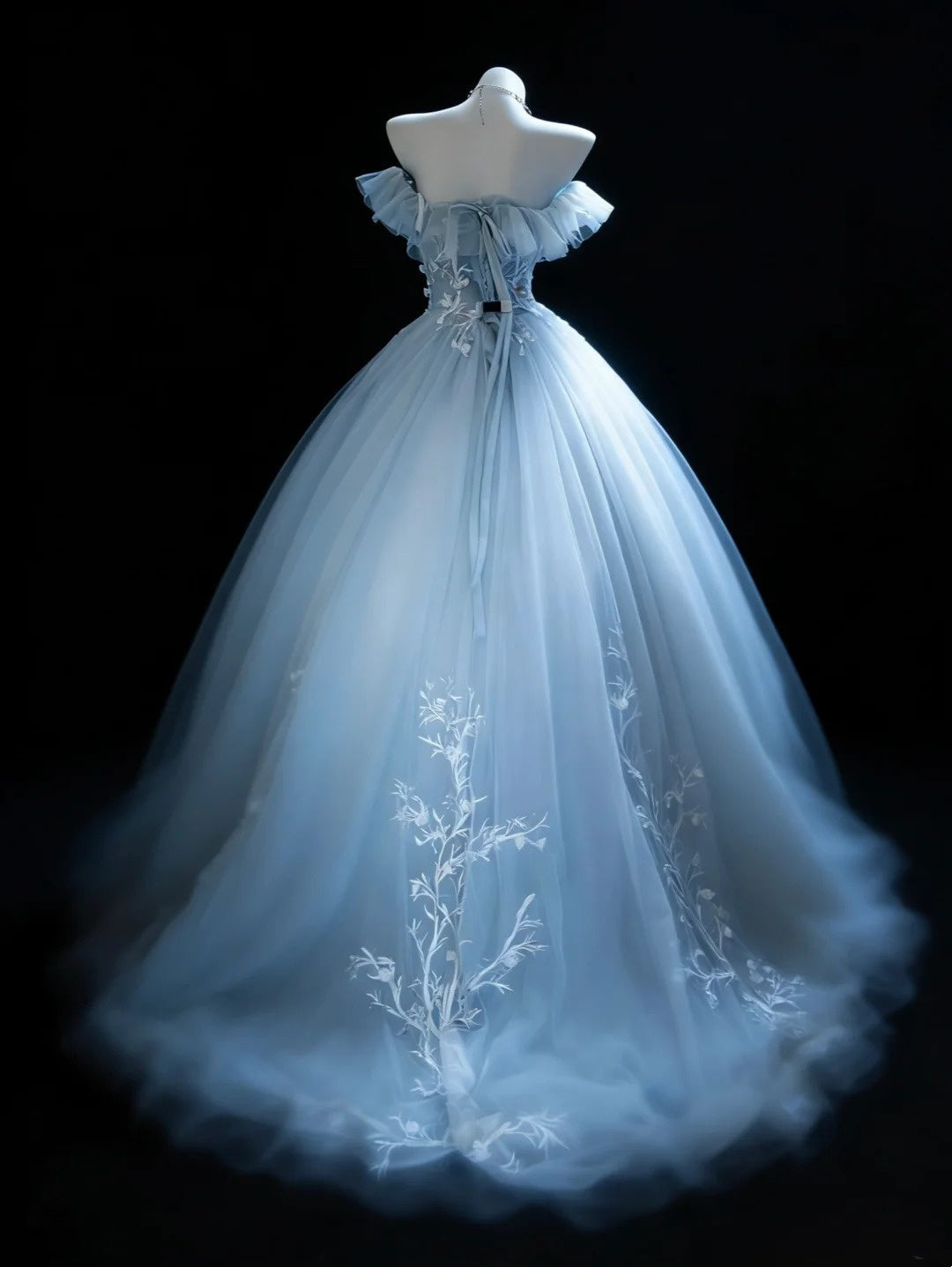 Modest Prom Dresses Ball Gown Strapless Light Sky Blue Tulle With Appliqued Long Quince Dress N3052