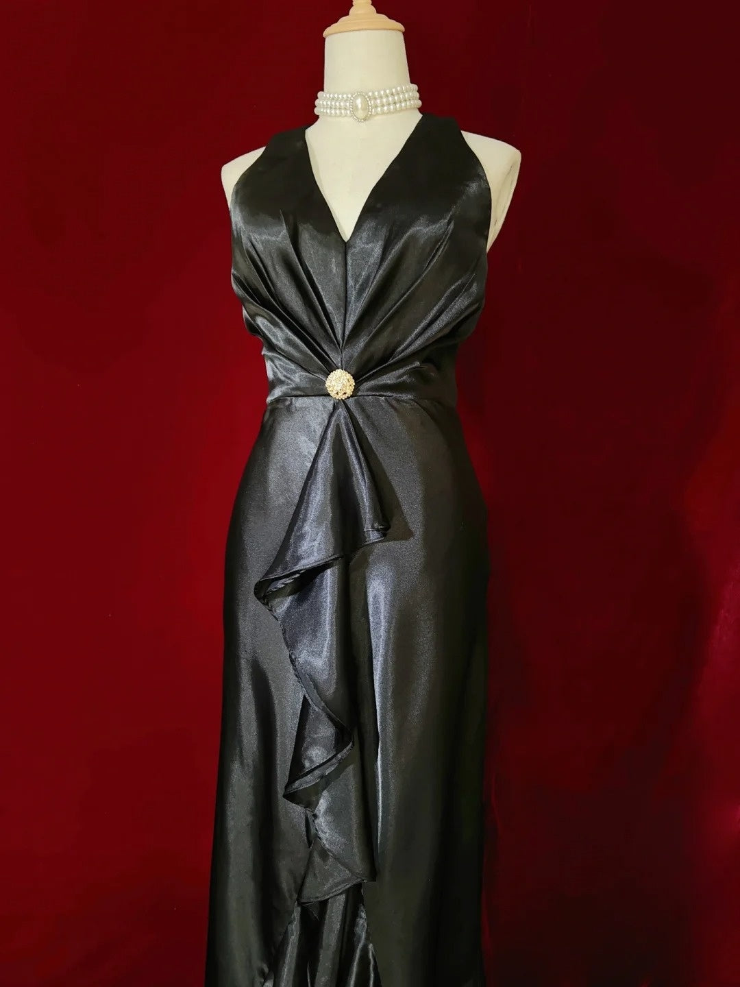 Beautiful Prom Dresses Mermaid V Neck Black Tie Dress Satin With Ruffled Bodice Long Evening Outfits N3368