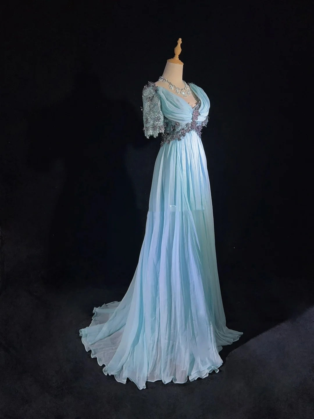 Vintage Prom Dresses 1960s A line V Neck Light Sky Blue Chiffon With Appliqued Long Prom Gown N3109