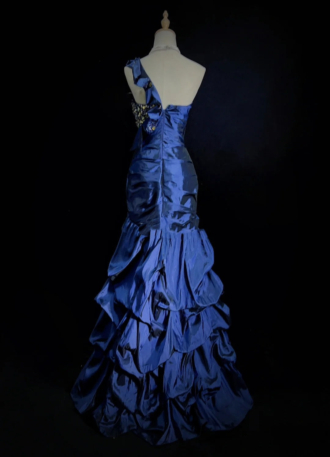 Elegant Prom Dresses Mermaid One Shoulder Navy Blue Ruffled Satin Floor Length Formal Evening Outfits N3487