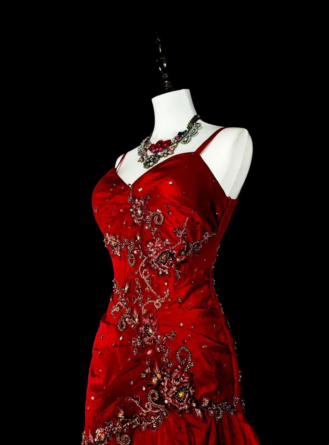 Vintage Mermaid Spaghetti Strap Red With Lace Appliques Beadings Long Prom Gown Party Wear Fashion Dresses N1828