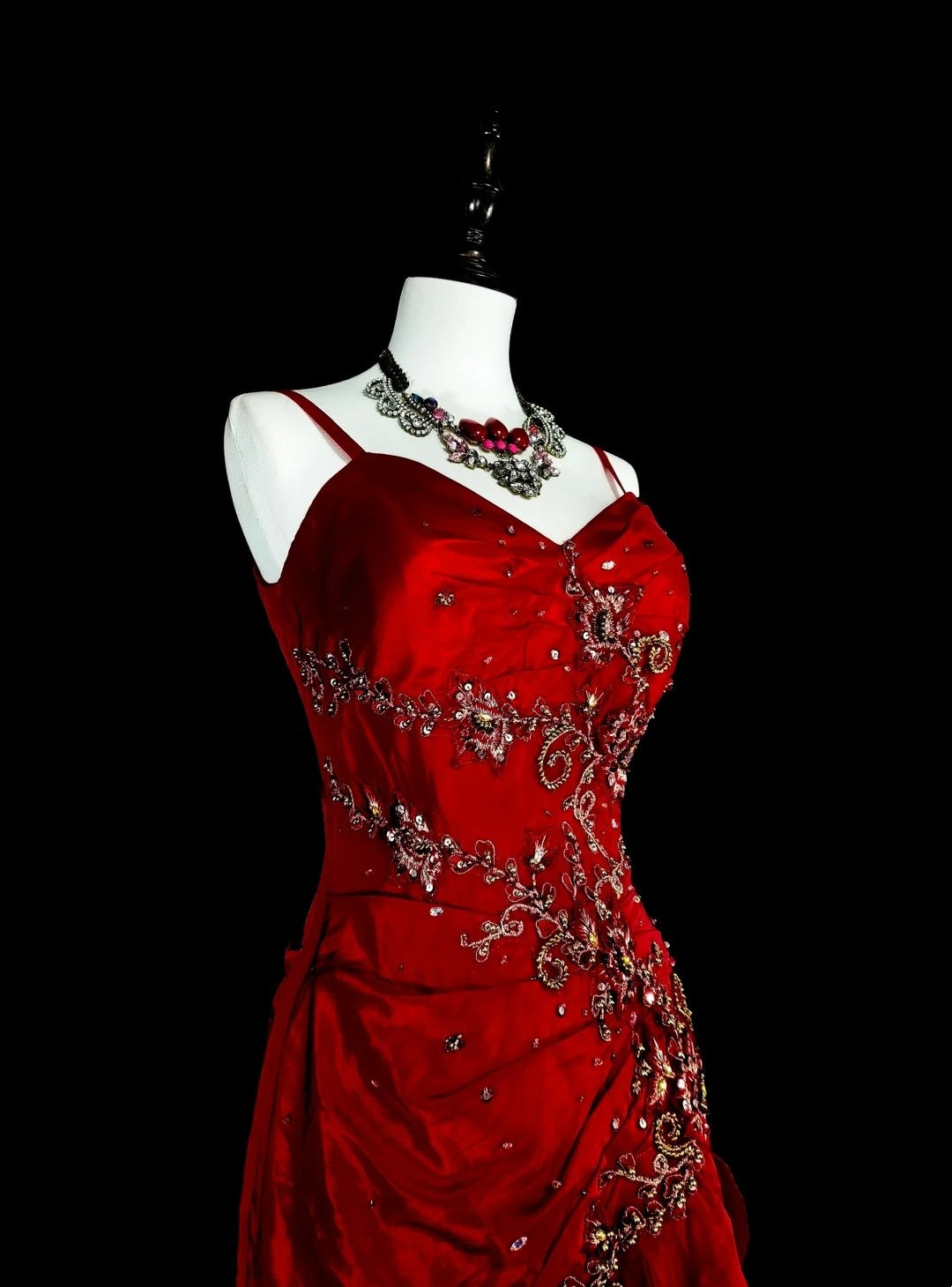 Vintage Mermaid Spaghetti Strap Red With Lace Appliques Beadings Long Prom Gown Party Wear Fashion Dresses N1828