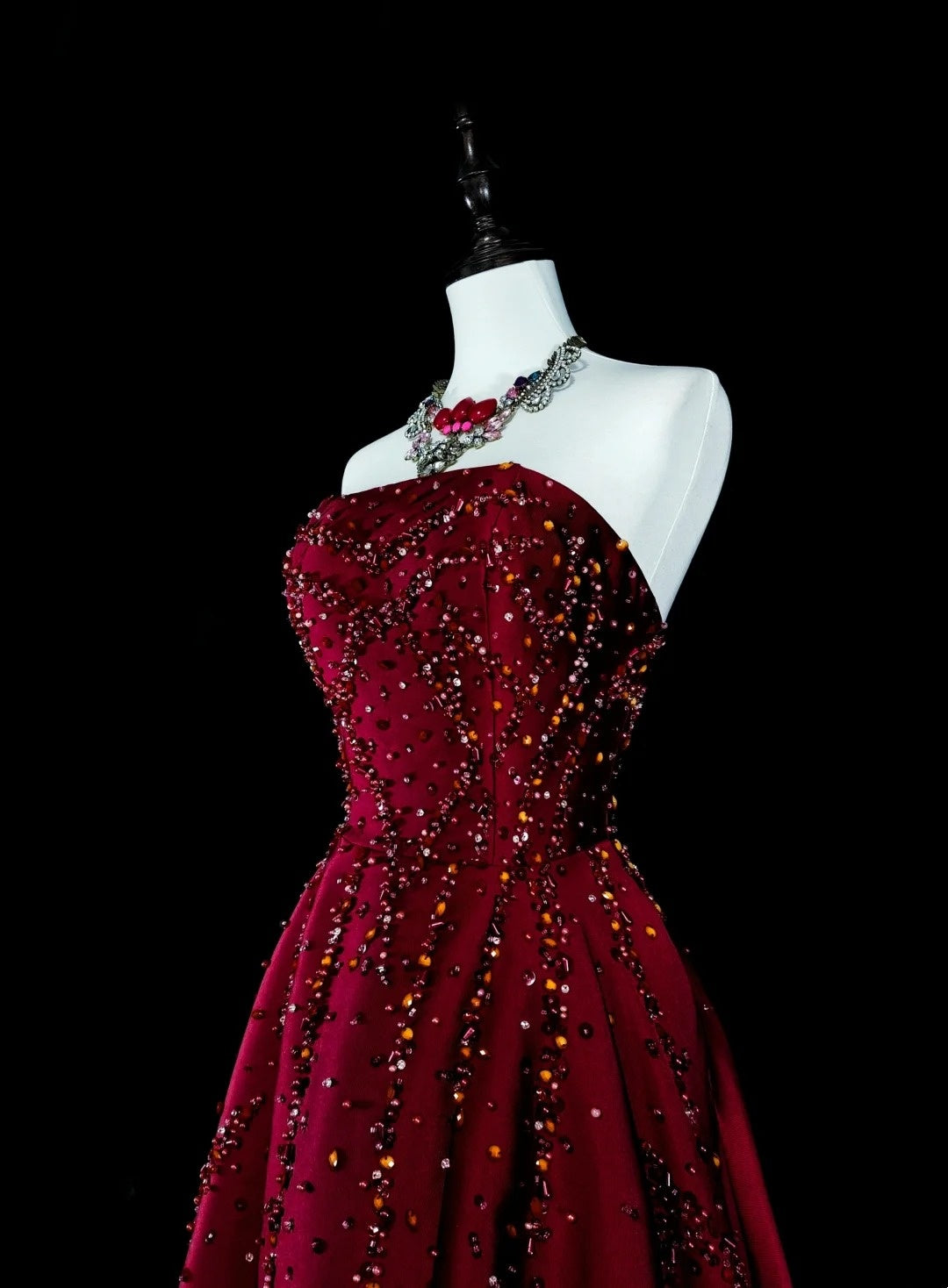 Vintage 1780s A line Strapless Dark Redd Sleeveless With Beadings Long Prom Dresses N1600