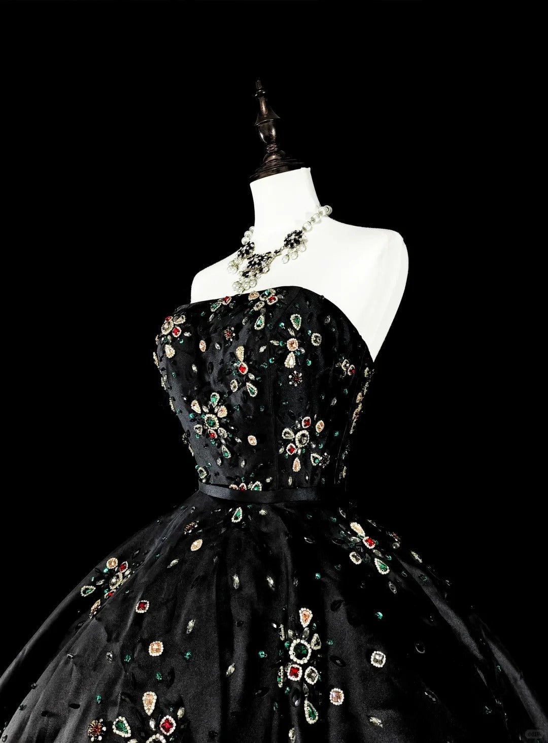 Modest Prom Dresses Ball Gown Strapless Black Tulle Sweet 16 Dress Formal Evening Outfits N3517