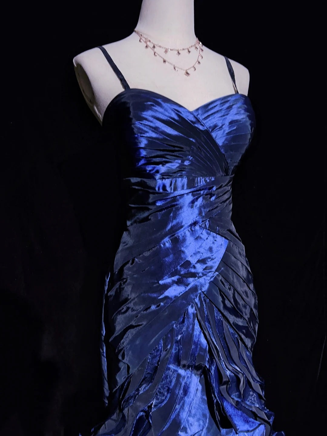 Vintage Prom Dresses Inspo Mermaid Spaghetti Strap Navy Blue Tiered Layers 80s With Ruffled Formal Gowns N3361