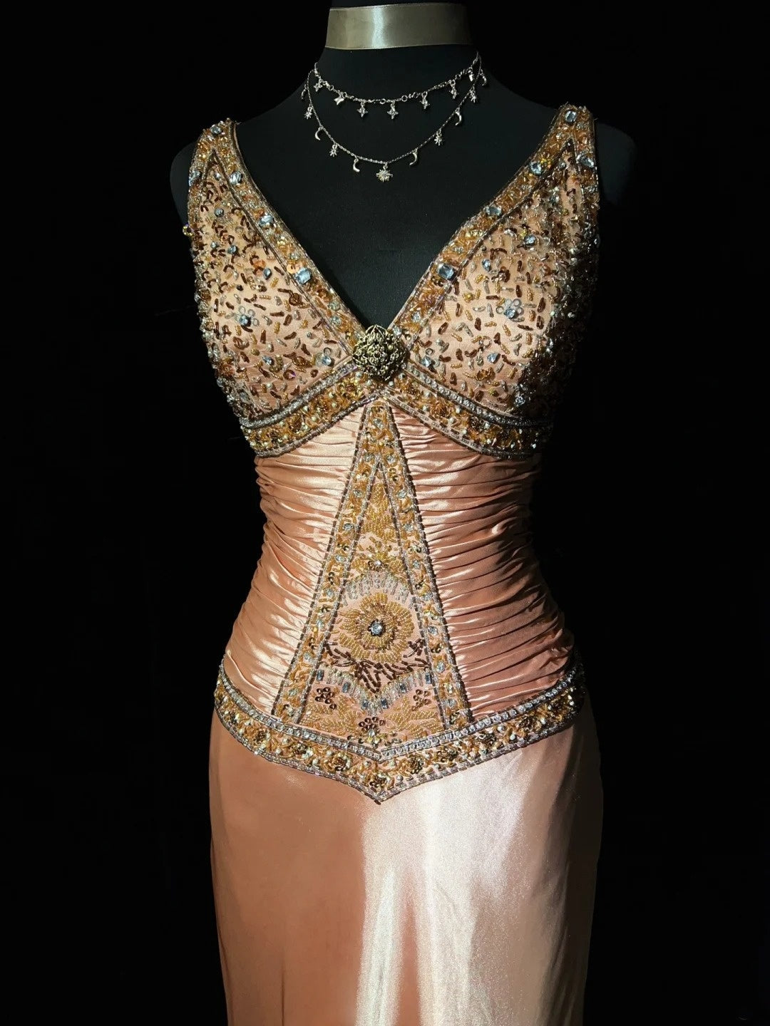 Modest Prom Dresses Inspo Mermaid V Neck Pink Satin With Beading For Women Formal Dress N3244