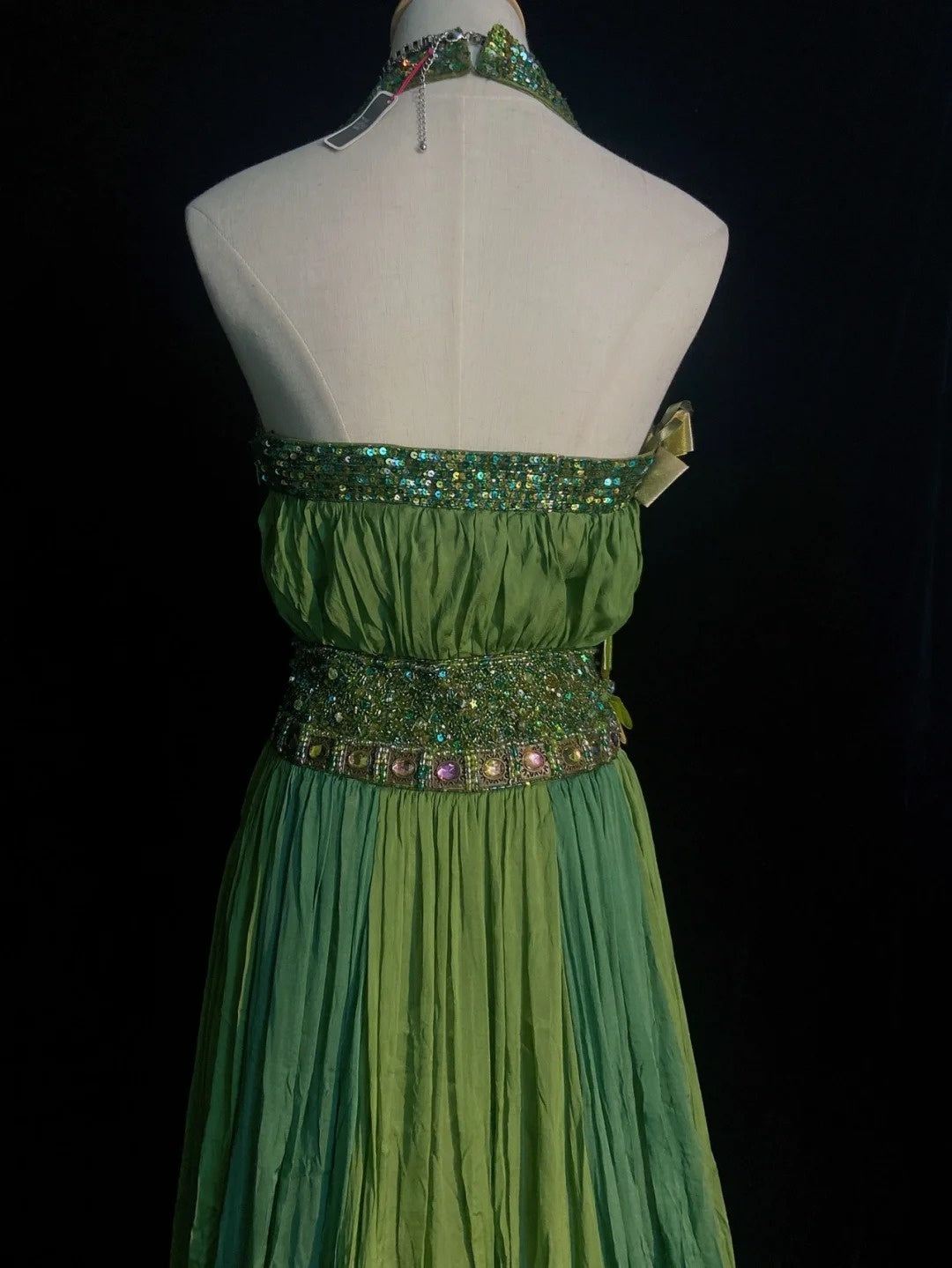 Glamour Prom Dresses A Line Halter Green Chiffon With Beading Formal Evening Outfits N3843