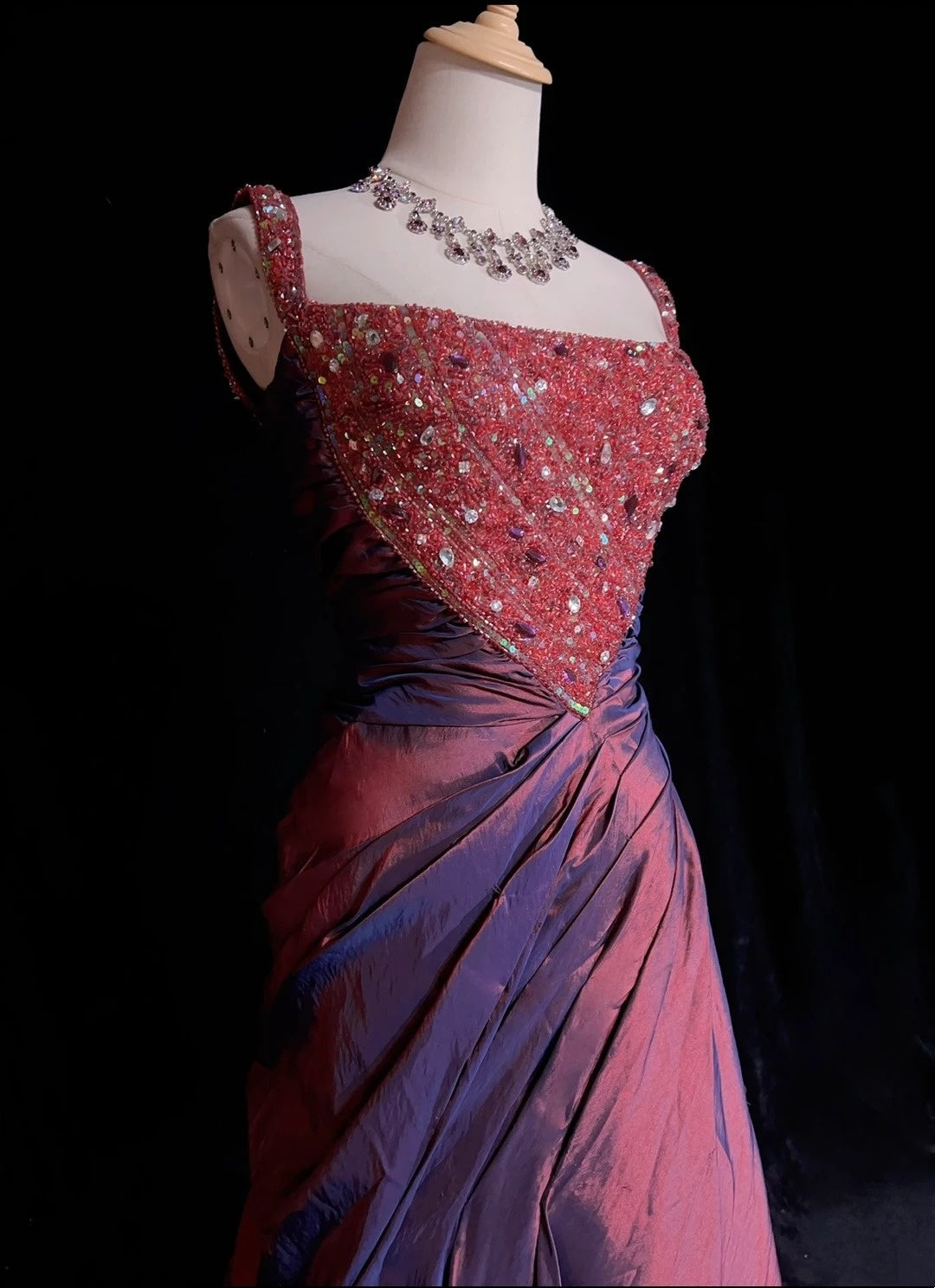 Vintage Prom Dresses 1980s Mermaid Square Neck Burgundy Taffeta Floor Lenngth With Pleated Beading Evening Outfits N3127