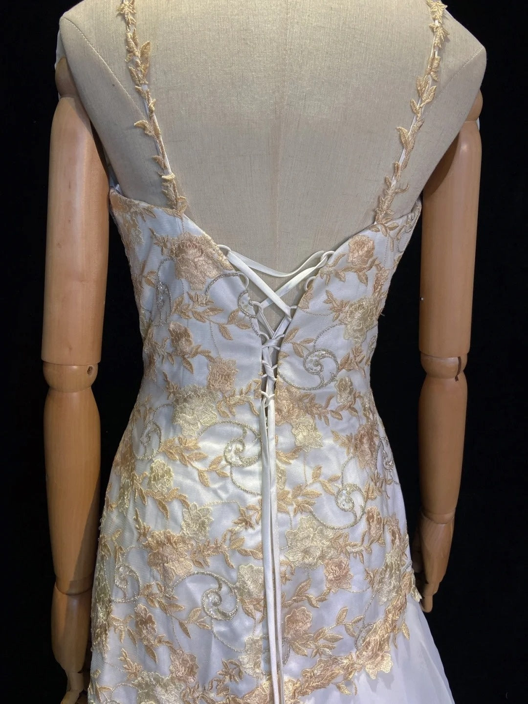 Beautiful Prom Dresses Mermaid Spaghetti Strap Gold Lace With Sleeves Long Formal Evening Outfits N3659