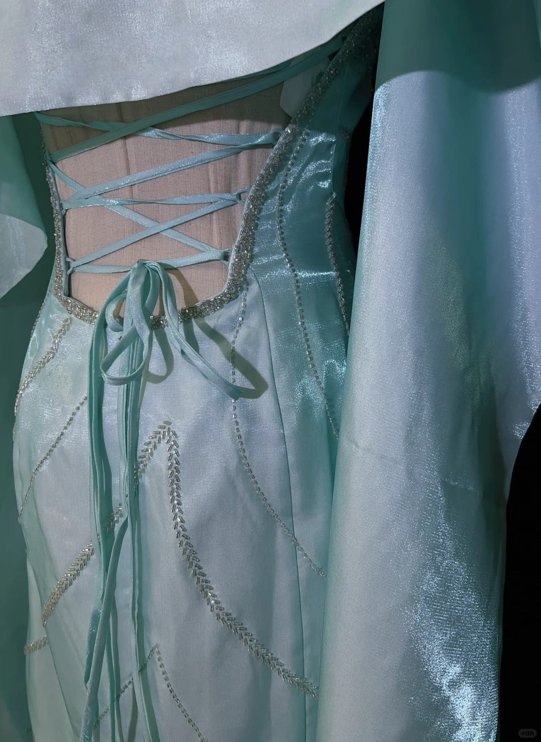Vintage Prom Dresses 80s Mermaid Halter Blue Sleeveless With Cape Beading Semi Formal Evening Outfits N3616