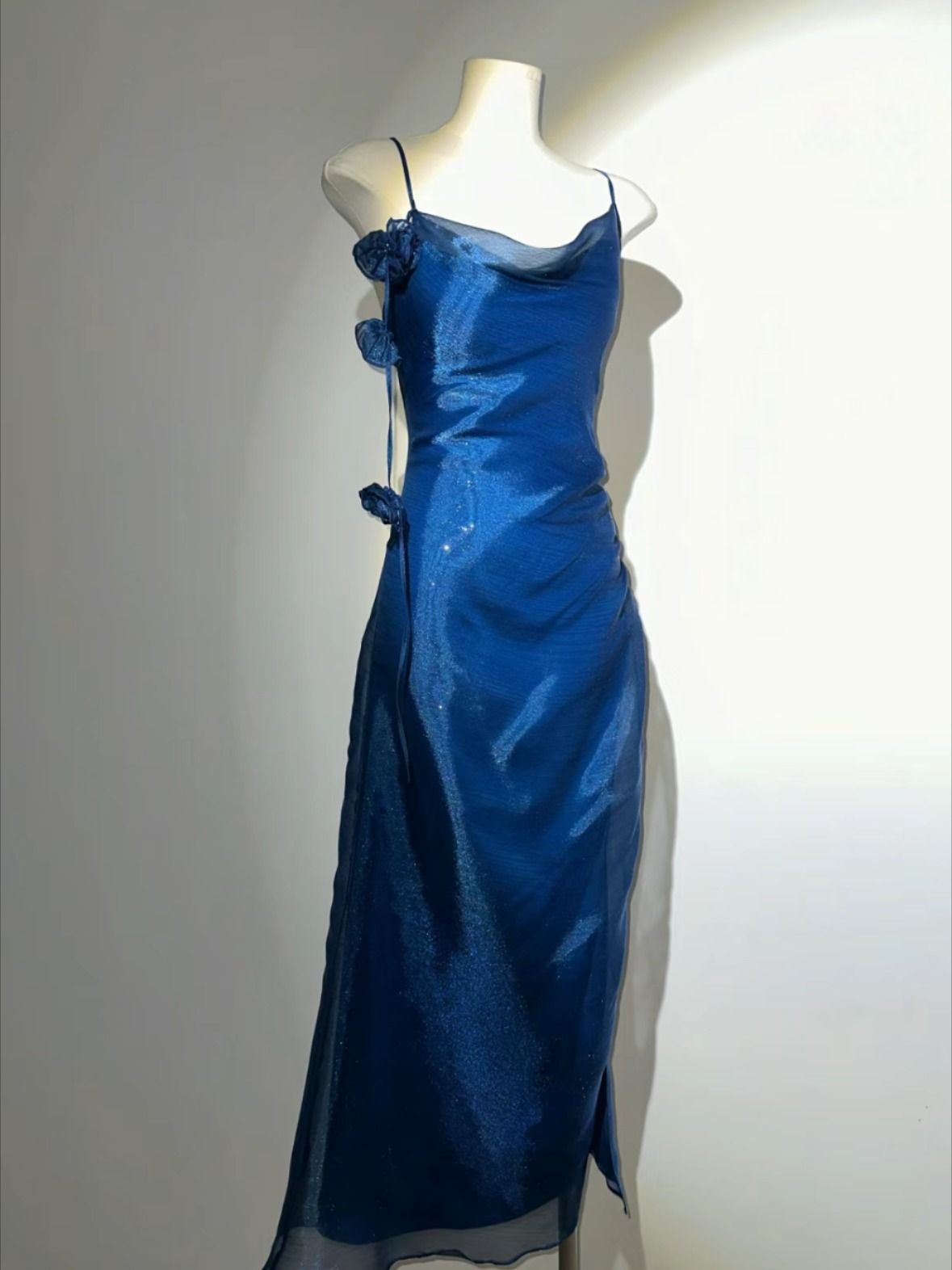 Elegant A line Spaghetti Strap Royal Blue Winter Long Formal Ideas Prom Evening Dress Dinner Outfits Party Gowns For Women AB2041