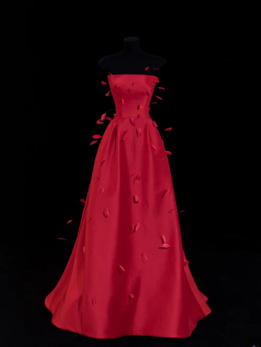 Ball Gowns Prom Dress Aesthetic Strapless Red Satin With Feather Style Impress Long Prom Dresses Party Formal Gowns SA027