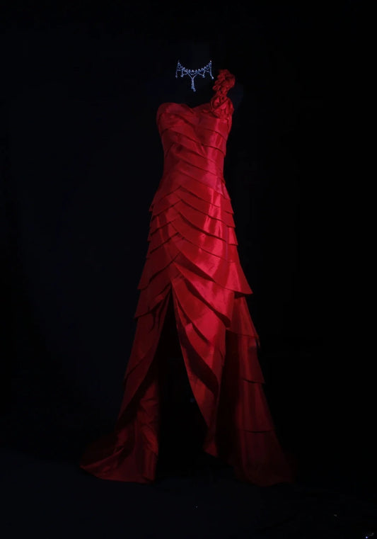 Retro Vintage 1960s Formal High Low Fashion One Shoulder Red Tiered Satin With Flower Sleeveless Long Prom Dresses Party Formal Gowns AS124