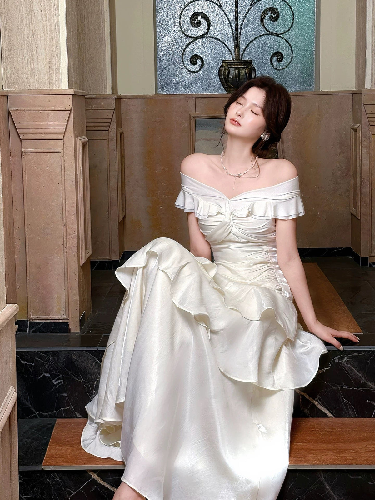 Classy Mermaid Off The Shoulder White With Short Sleeves Long Party Gowns Prom Dresses N2046