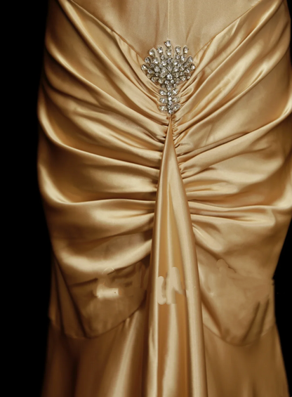Modest Prom Dresses Aesthetic Mermaid Halter Gold Satin Inspiration Backless Style Impress Long Party Formal Gown OB037