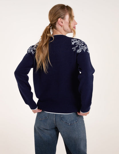 Detailed Embroidery Shoulder Jumper