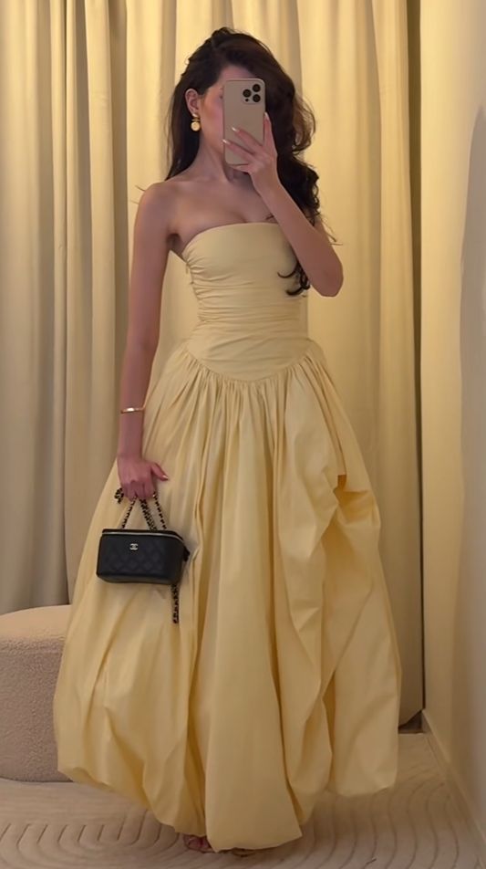 Charming Ball Gown Strapless Yellow With Slit Satin Sleeveless Formal For Women Girls Teens Prom Dresses N2309