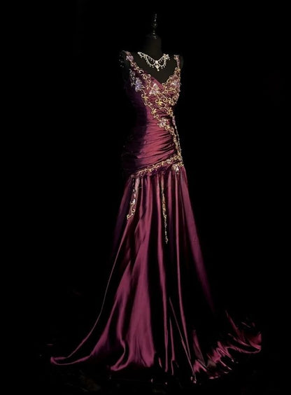 Chic Grape Dresses V-neck A-Line Long Prom Dresses Embroidery Satin Sleeveless Princess Formal Dress N776